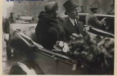 18 octombrie 1929. Regina Maria împreună cu primarul New York-ului, James J. Walker