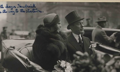 18 octombrie 1929. Regina Maria împreună cu primarul New York-ului, James J. Walker 