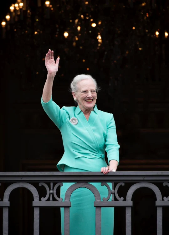 Regina Margrethe a II a nu cedeaza tronul jpg