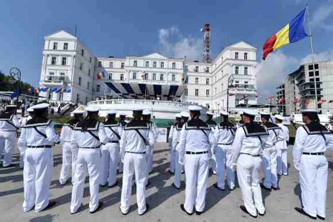 
    Marina Militară Română este sărbătorită cu fast la malul măriiFoto: Mediafax  