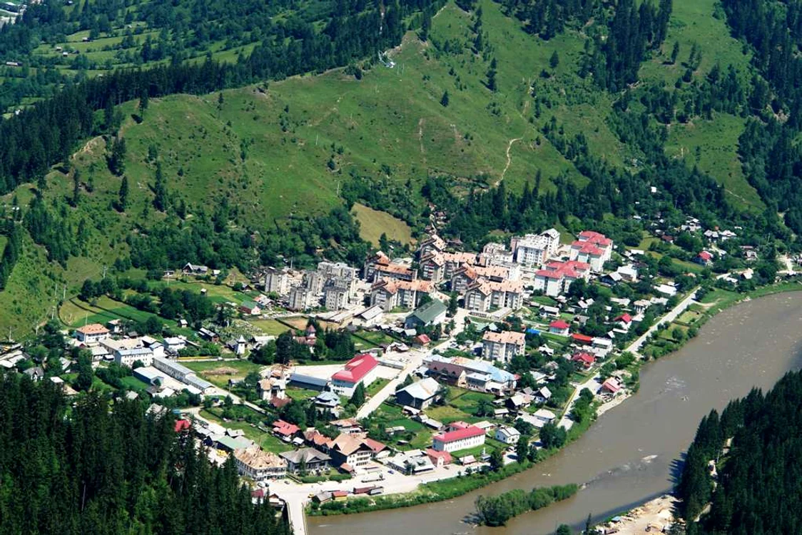 Dorel Rusu era consilier local la Broşteni, dar şi director al unei firme a primăriei. FOTO: Adevărul