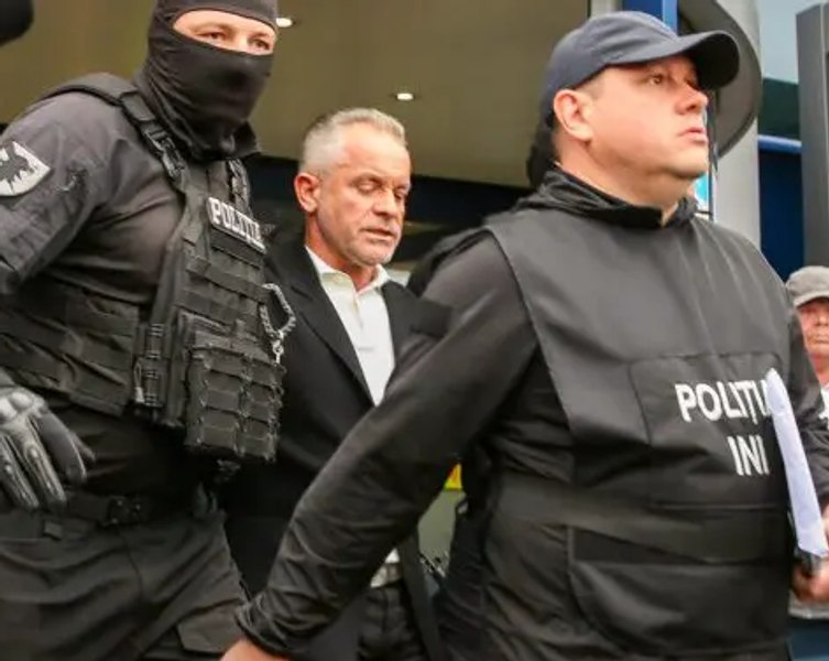 Prima apariție a oligarhului basarabean Vladimir Plahotniuc în instanța de la Chișinău după extrădare