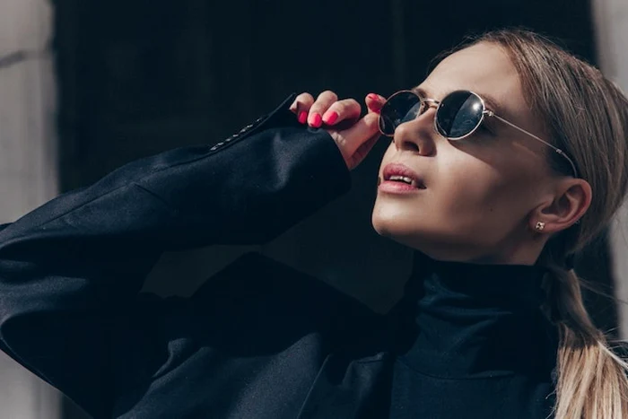 Comercianul vindea ochelari de soare contrafăcuți FOTO Pexels