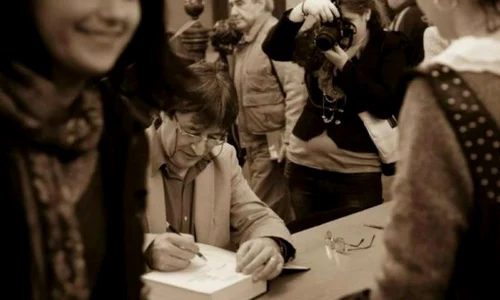 280 de ani de jurnalism, consemnaţi în prima lucrare despre istoria profesiei de gazetar în România jpeg