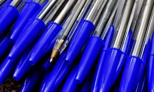 ballpoint pen 1743869 1280 jpg