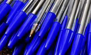 ballpoint pen 1743869 1280 jpg