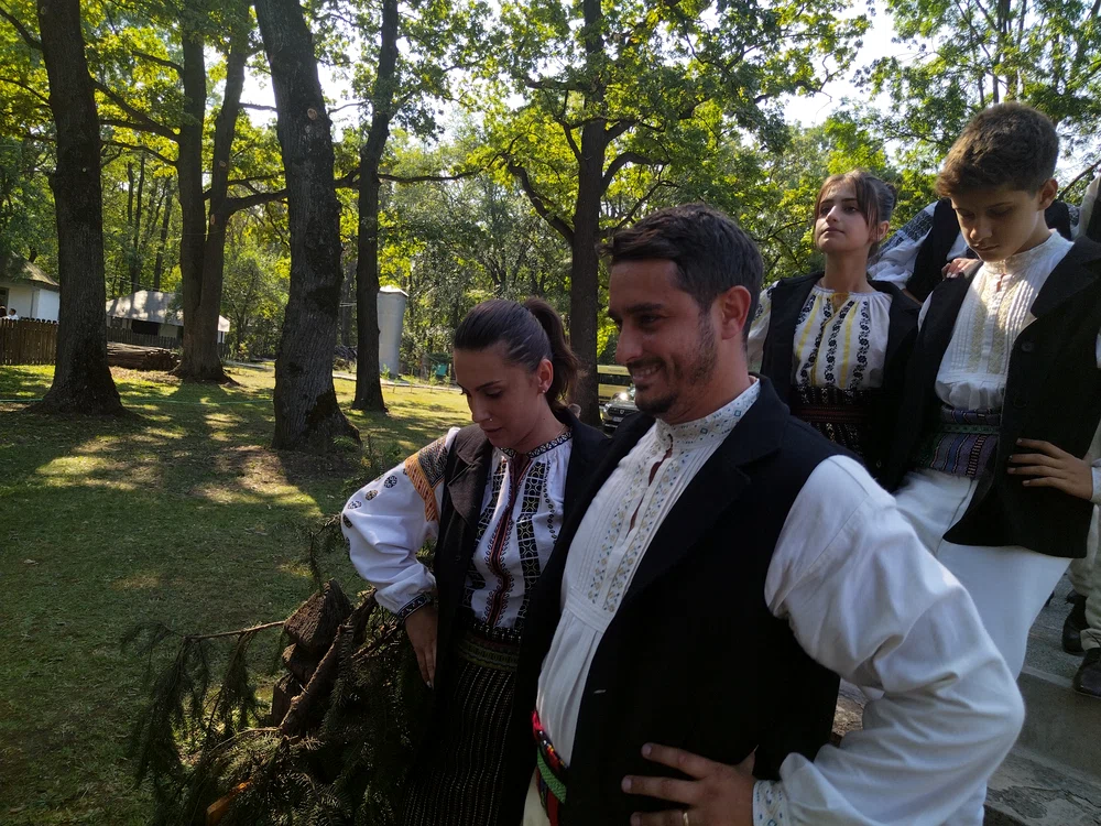 Preotul Ștefan Aga, la finalul unui spectacol FOTO: Ștefan Borcea
