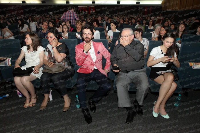 Tuncay Ozturk pare plictisit la campania Andreei Marin. FOTO: SEVER GHEORGHE