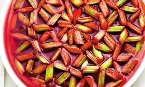 tarta jeleu cu rubarb si zmeura jpg