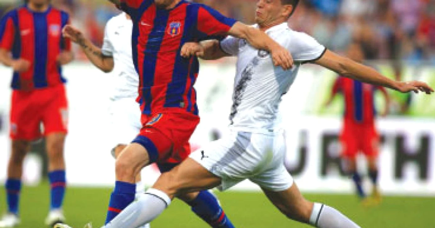 FOTBAL: Antrenorul lui Motherwell : "Steaua ştie să joace fotbal"
