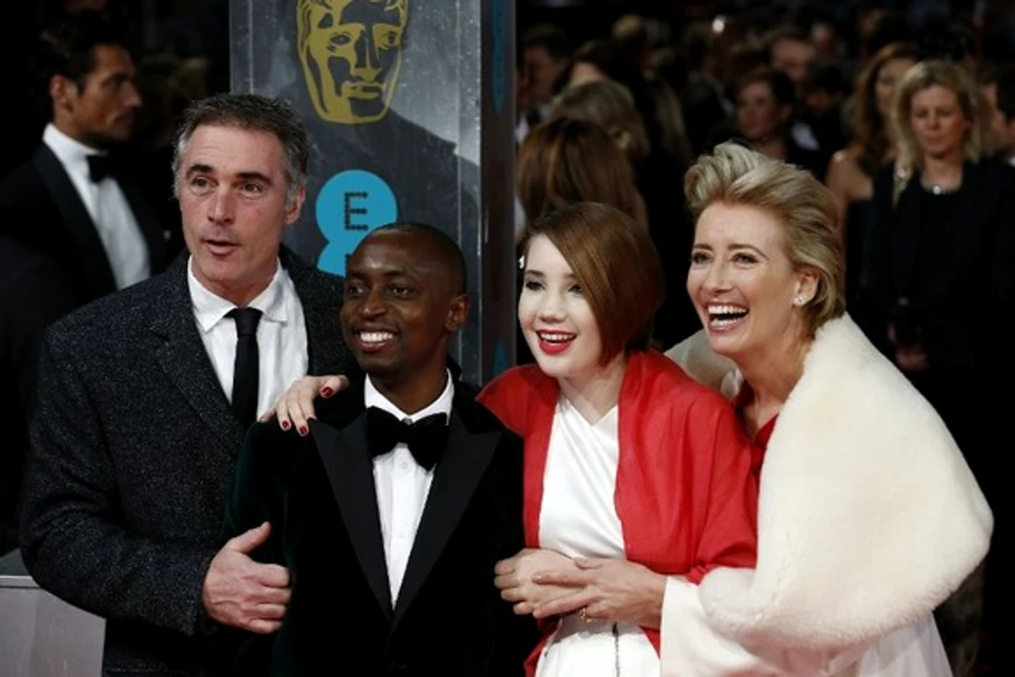 
    Emma Thompson cu soțul și cei doi copii  