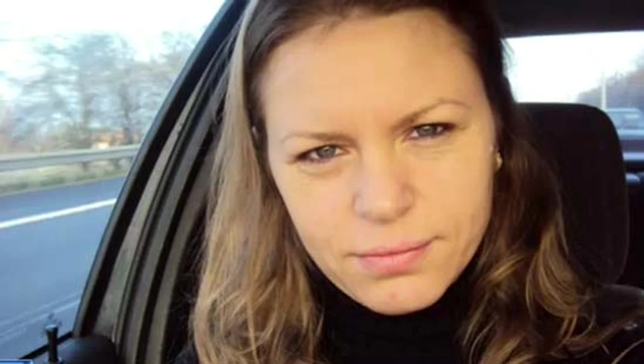 
    Trupul Dorinei Ştef a fost aruncat de la etajul al treilea Foto: captură Pro Tv  