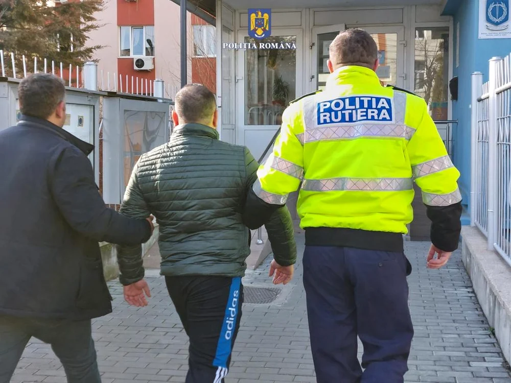 Unul dintre autorii răpirii, dus la audieri FOTO Poliția Română