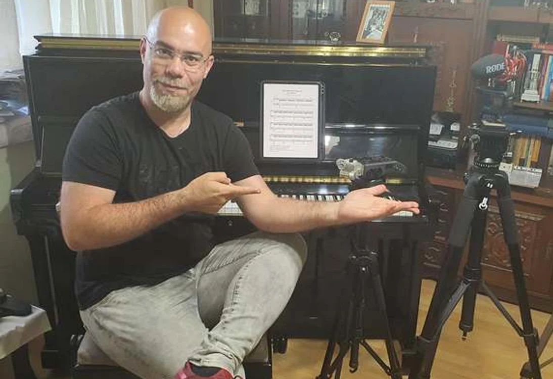 Pianistul Thurzo Zoltan va cânta pe munte duminică   FOTO: bihon.ro