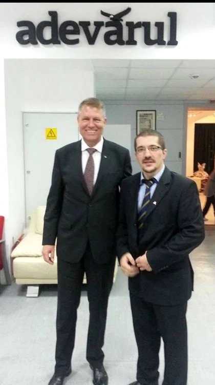 Mihai Copăceanu și Klaus Iohannis în redacția Adevărul. Arhivă personală