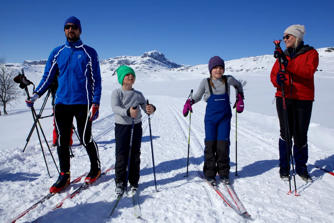 Prințul Moștenitor Haakon al Norvegiei și familia sa