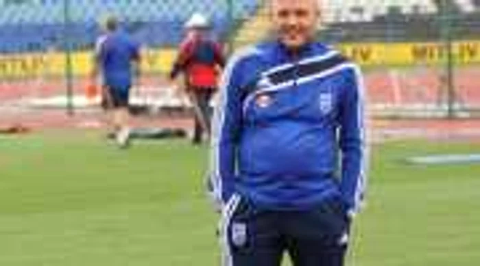 Craiova: Mititelu spune că a greşit când a scumpit biletele