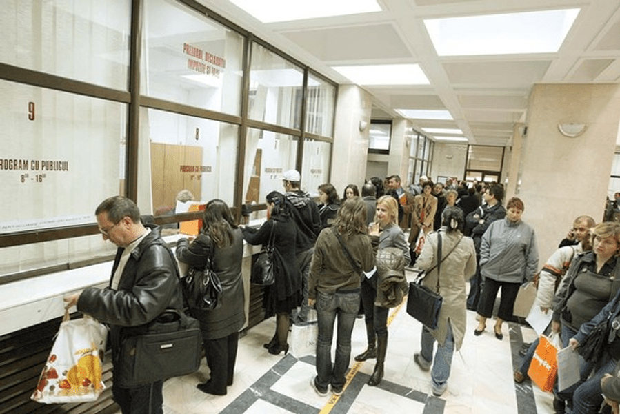 Contribuabili care riscă închisoarea pentru că nu au plătit datorii către stat de doar un leu