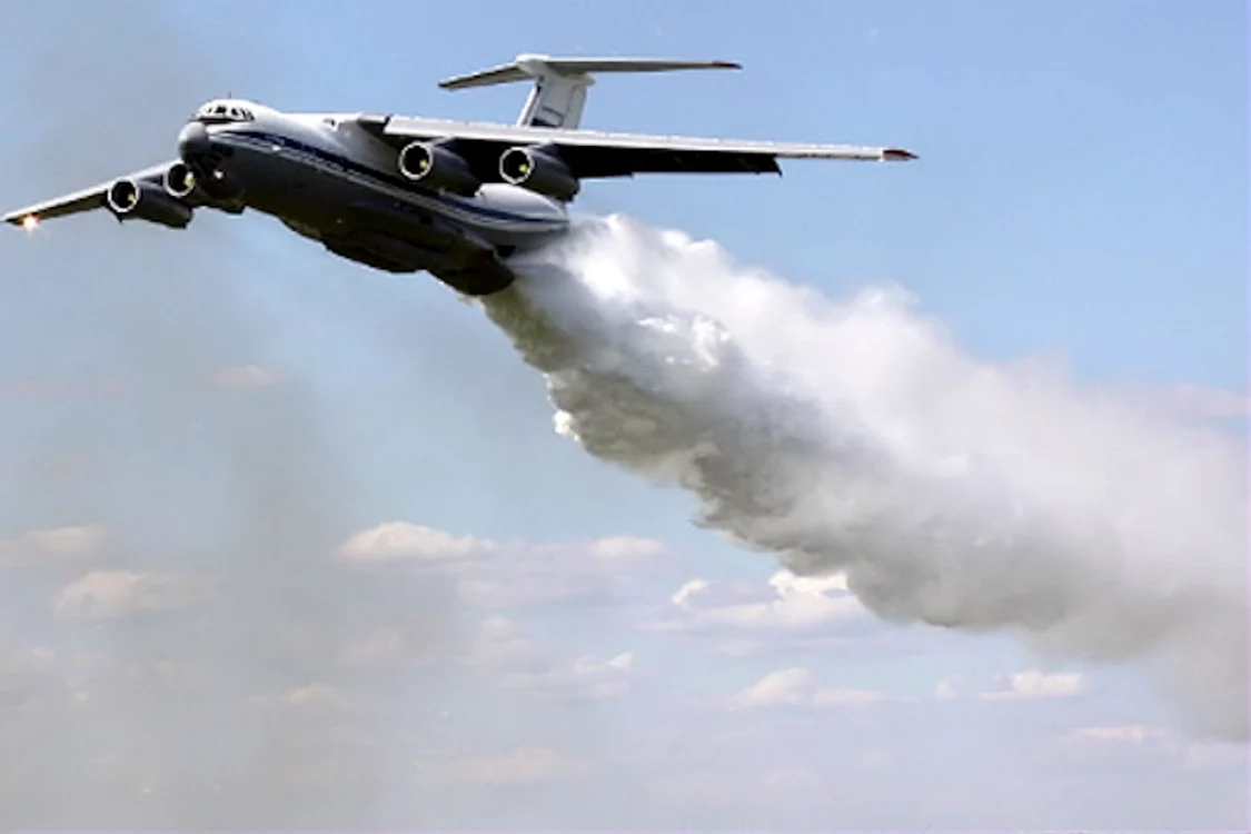 Avion Il-76