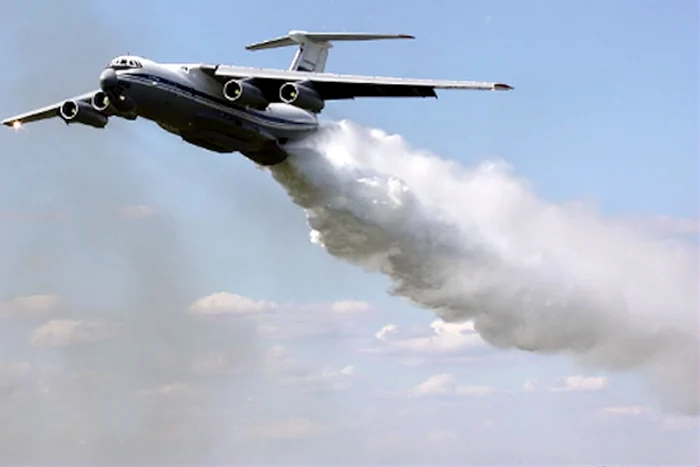 Avion Il-76