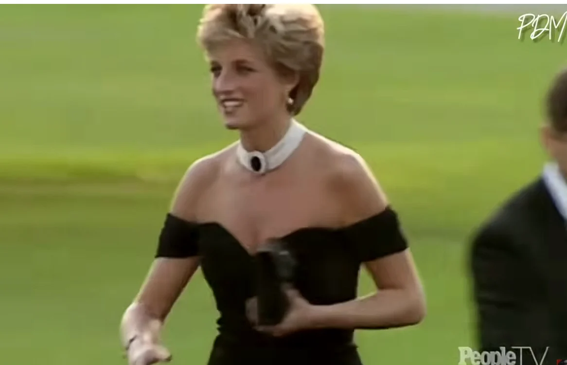 Rochia a fost purtată de Diana în ziua mărturisirilor făcute de Charles