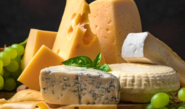 Brânzeturile maturate pot provoca dureri de cap FOTO: Shuterstock