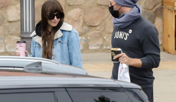 dakota johnosn chris martin jpeg