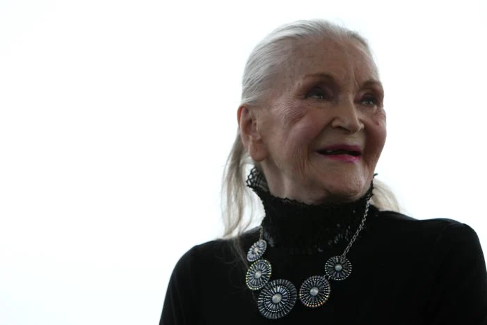 
    Marina Almășan și echipa emisiunii Ceaiul de la ora 5Foto: David Muntean  