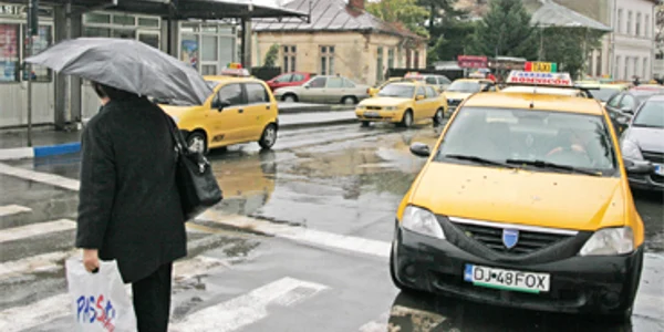 Taximetriştii nu măresc tarifele
