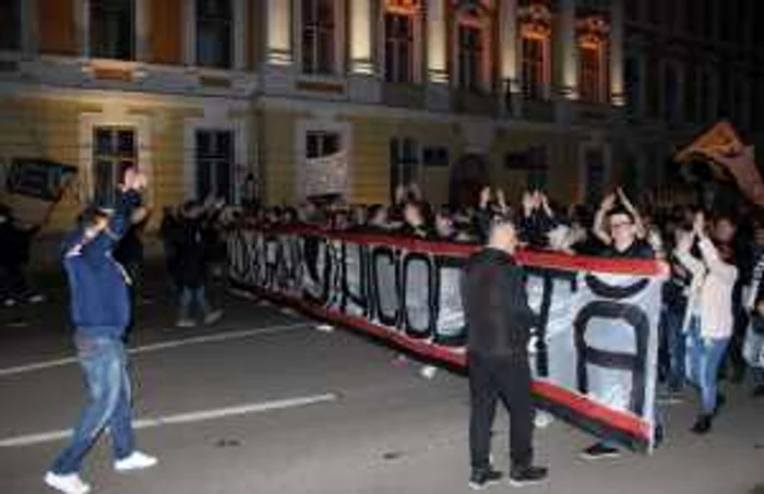 U Cluj miting