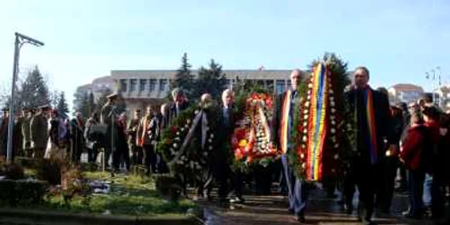 Eroii revoluţiei, comemoraţi şi la Târgovişte