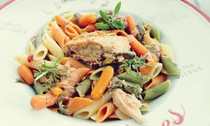 iepure cu vegetale si smantana jpeg