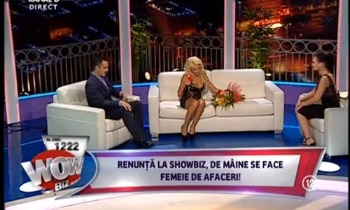 Sânziana a primit flori de la Mădălin Ionescu şi Andreea Mantea, cu ocazia zilei ei de naştere (captură: WOWbiz  Kanal D) jpeg
