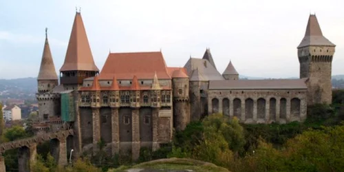 Castelul dinsatiei Corvinilor