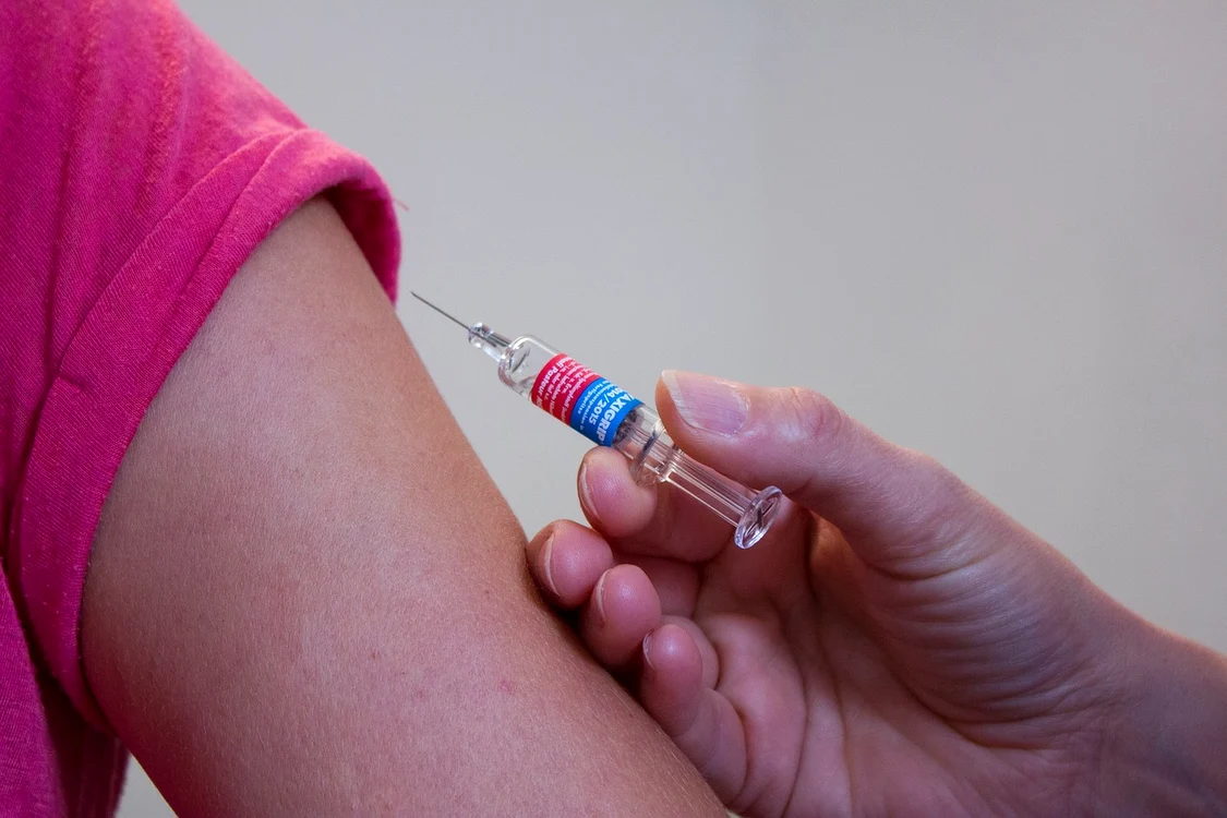 Mii de pacienți nu au mai ajuns cu vaccinul al medic, pentru administrare FOTO: Pixabay