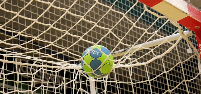 Soluție propusă pentru salvarea echipelor de handbal din România