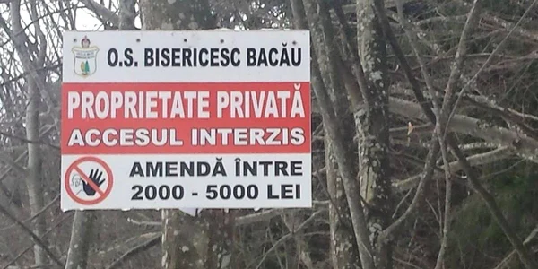 Mitropolia Moldovei şi Bucovinei îi ameninţă cu amenzi pe turiştii care-i calcă pădurea la Slănic Moldova