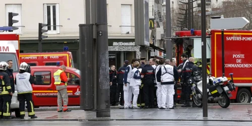 Operatiunea poliţiei contra teroriştilor din Paris FOTO AP