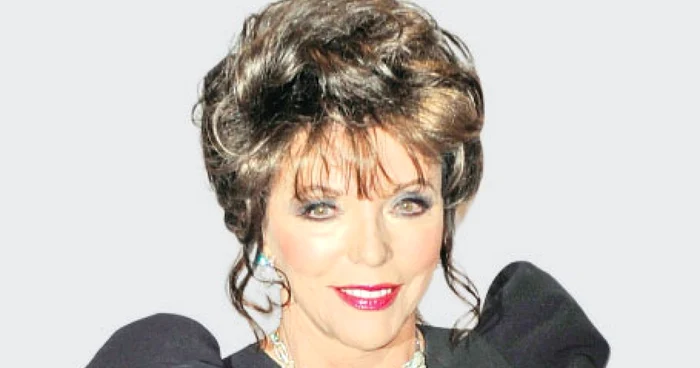 Joan Collins le ia „la trei păzeşte“ pe frumoasele din Cetatea Filmului