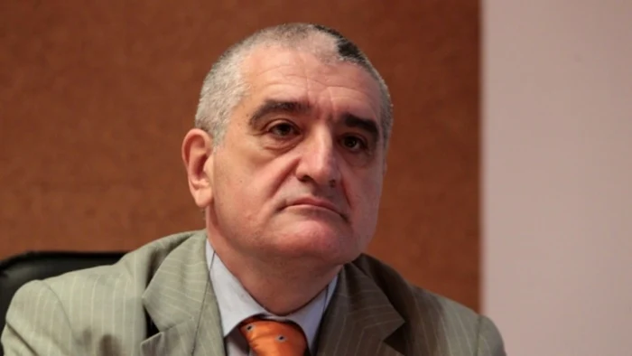 Victor Cionga, fost director general al Bursei de Valori Bucureşti, a renunţat la funcţia de membru în Consiliul de Administraţie al CFR la numai o săptămână de la numirea în această poziţie