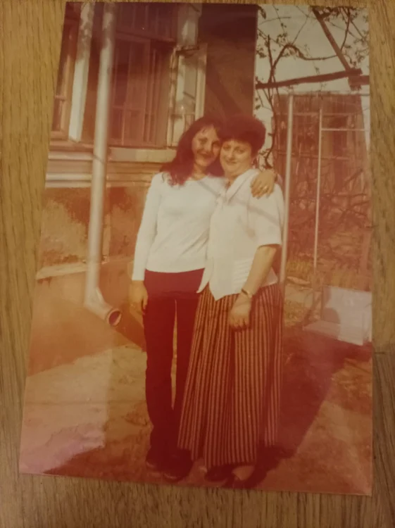 Camelia și sora ei, Nicoleta / Sursă foto: arhivă personală