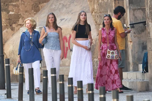 Regina Letizia, Prințesa Leonor, Infanta Sofia și Regina Sofia