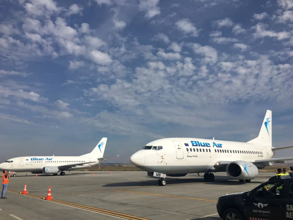 Blue Air este una dintre cele mai mari companii low-cost care operează în România FOTO Arhivă