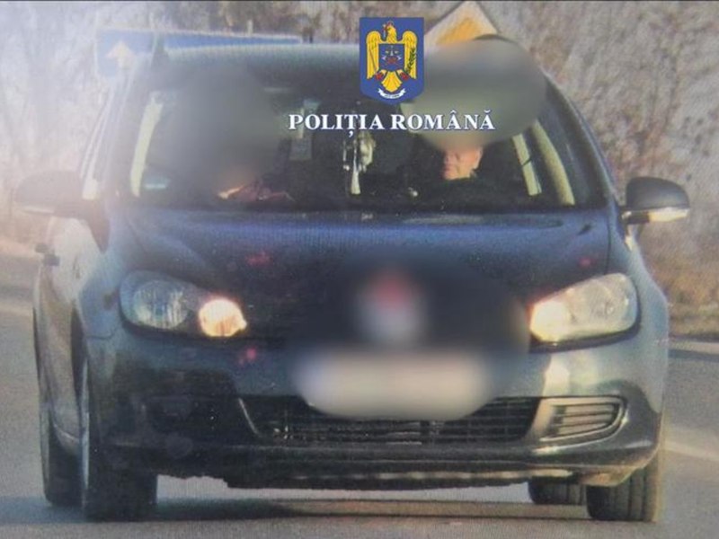 Doi șoferi, prinși circulând cu viteză, în Suceava, au declarat Poliției că mașinile erau conduse de femei