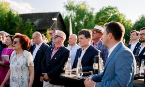 Nicușor Dan la Snagov FacebookMarius Bostan (2) jpg