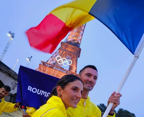 Canotorii români care au purtat steagul României la Paris, Jocurile Olimpice 2024 - Facebook