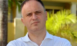 theo trandvafirescu copy jpeg