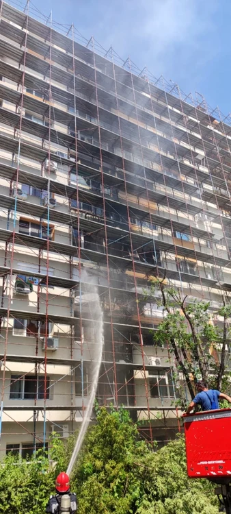 Incendiu în cartierul Rahova