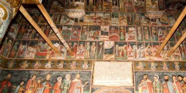 Fresca unică genealogică a familiilor Brâncoveanu şi Cantacuzino din Mănăstirea Horezu - Vâlcea din patrimoniul UNESCO Foto Adevărul