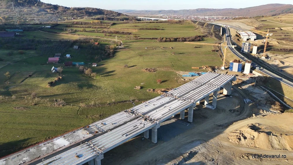 Autostrada Sibiu - Pitești, privită cu pesimism: „Cine mai crede că până în 2028 vor fi gata sectoarele cele mai dificile?”